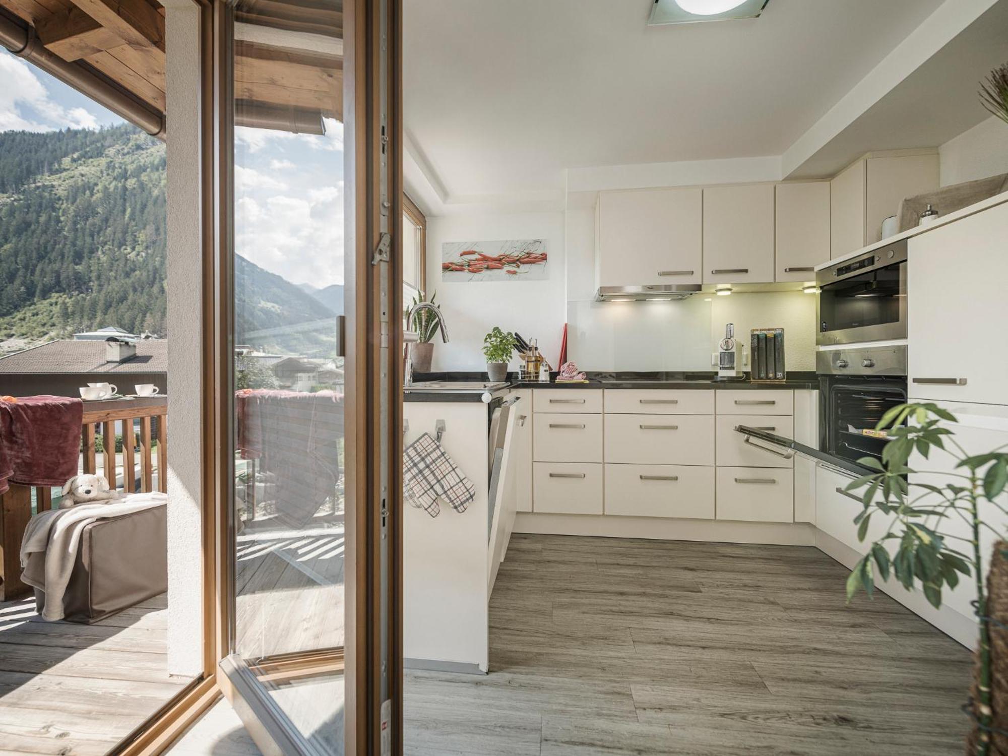 Apart Central - Premium Mountain&Garden Mayrhofen Eksteriør bilde