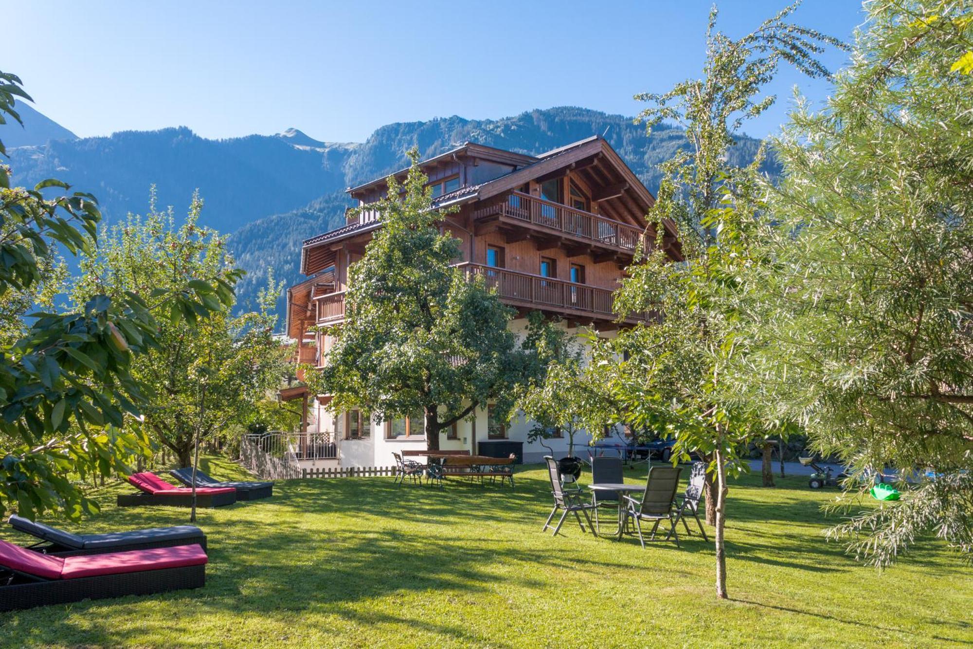 Apart Central - Premium Mountain&Garden Mayrhofen Eksteriør bilde